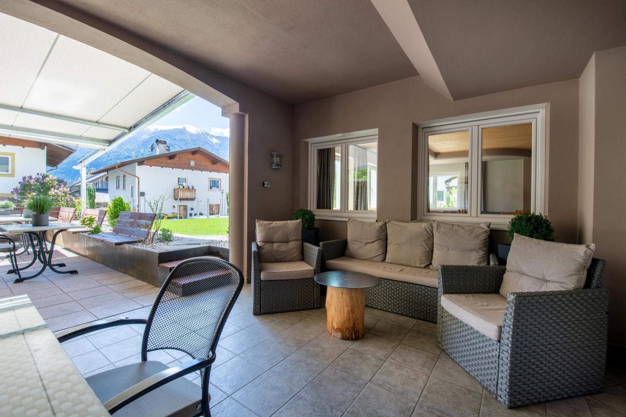 Saldur Small Active Hotel Sluderno Exteriör bild
