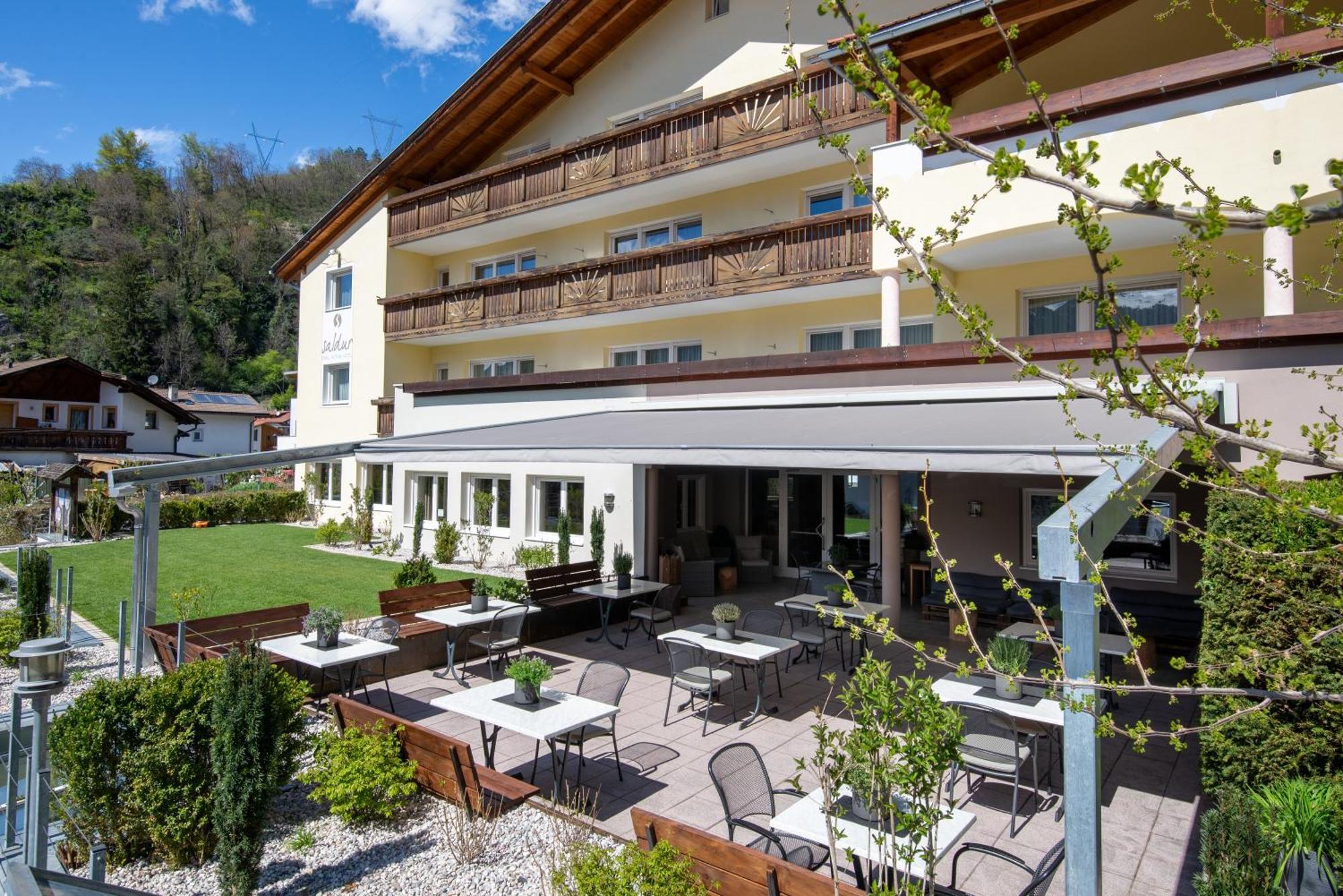 Saldur Small Active Hotel Sluderno Exteriör bild