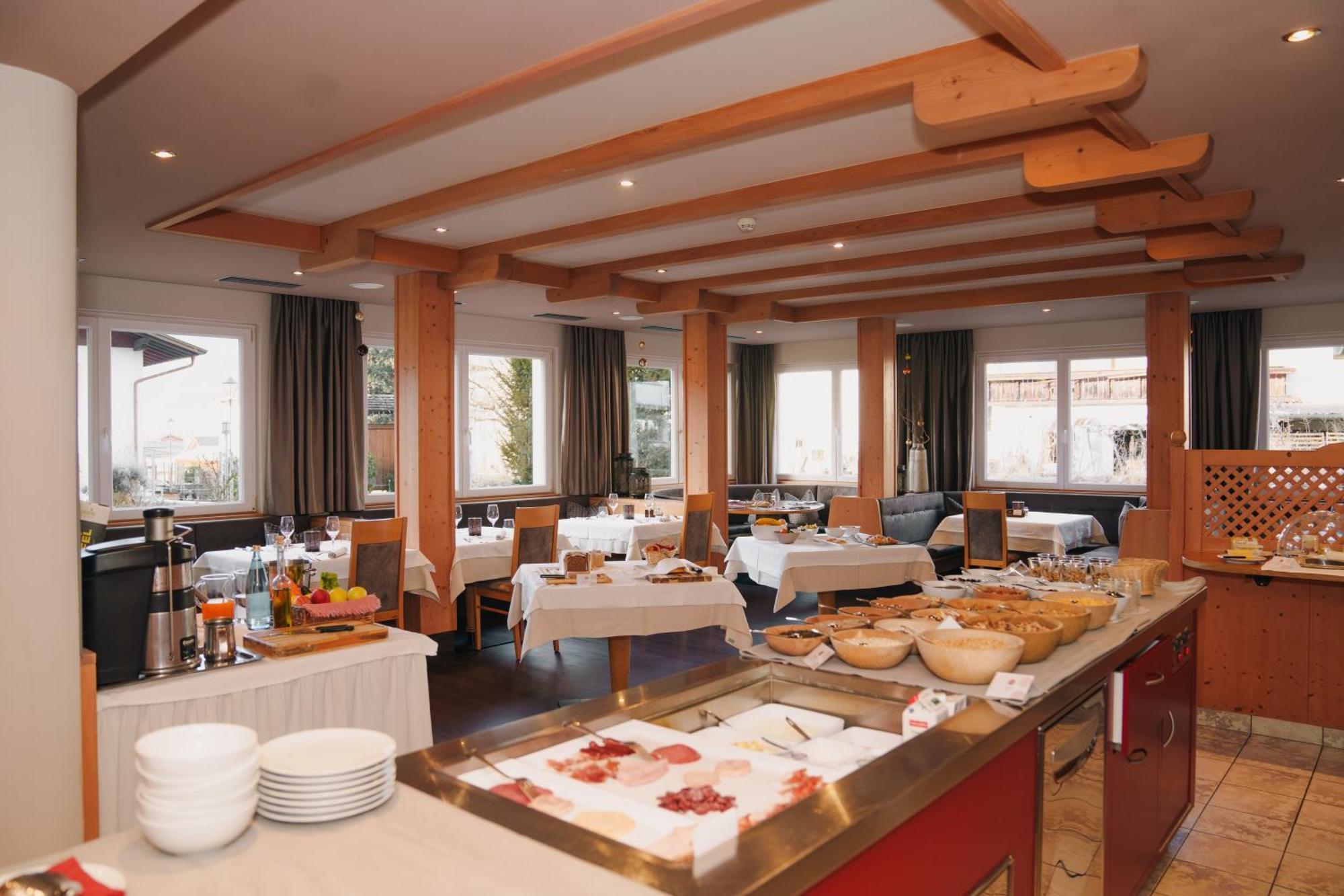 Saldur Small Active Hotel Sluderno Exteriör bild